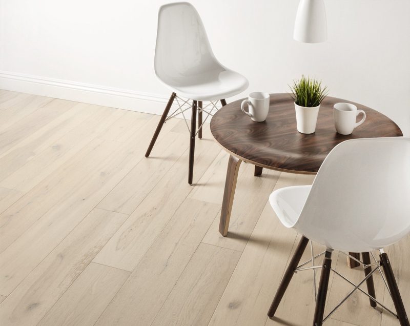 NEXTSUJI89039 Artisan Brushed Oak Engineered Hardwood Flooring 4mm - Image 2